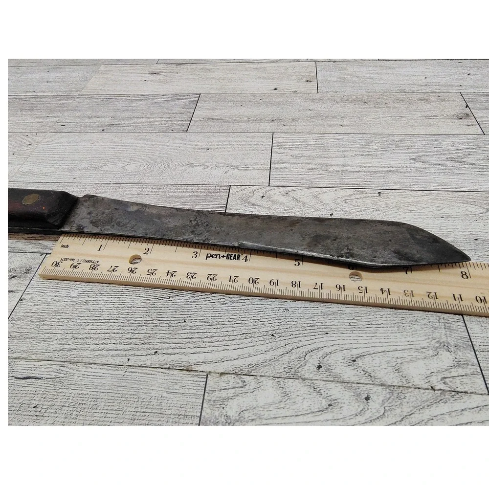 Vintage Kitchen Cleaver Butcher Knife Rustic Patina‎ Chef Unusual Shape Blade